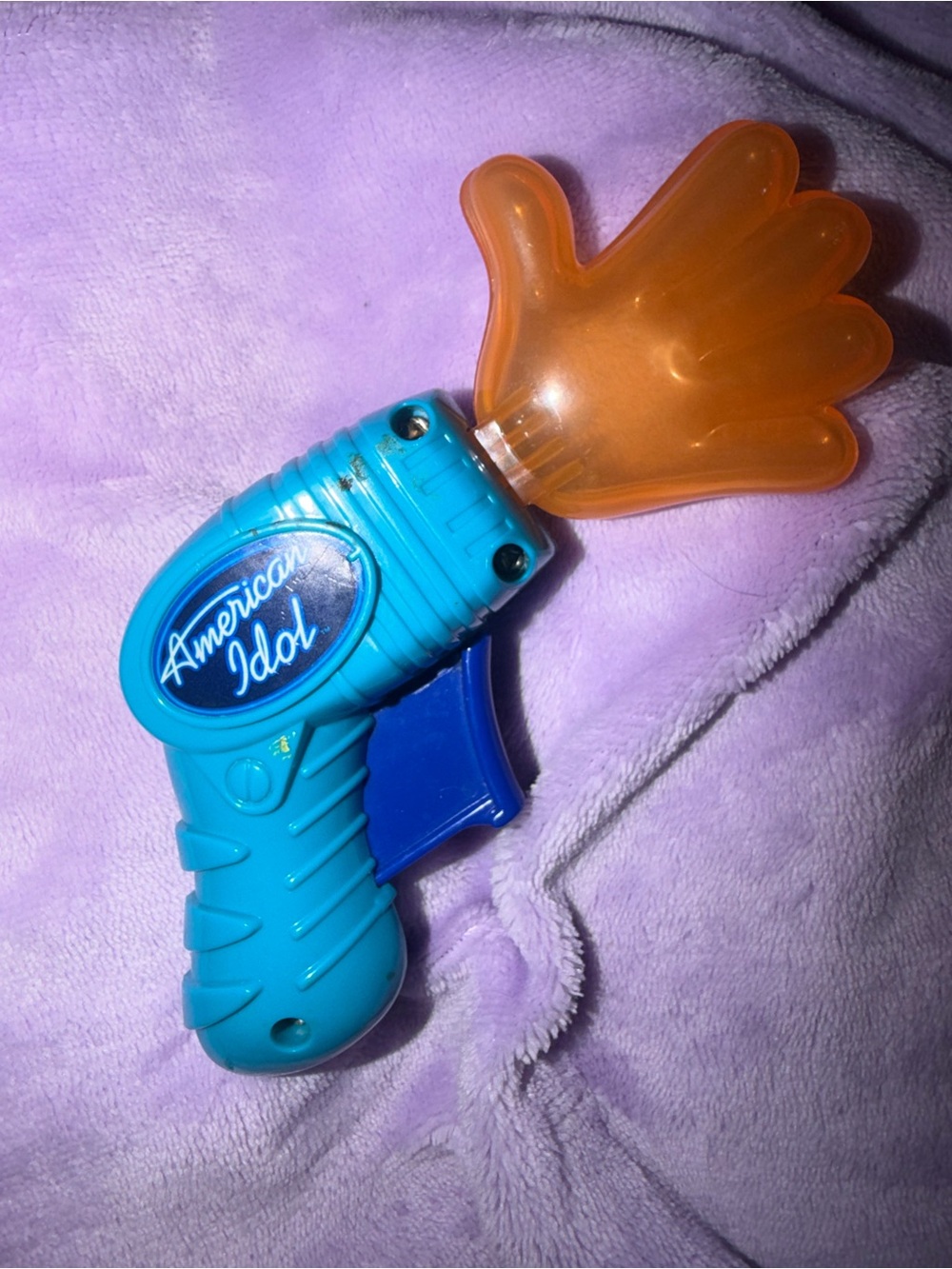 American Idol hand clap toy